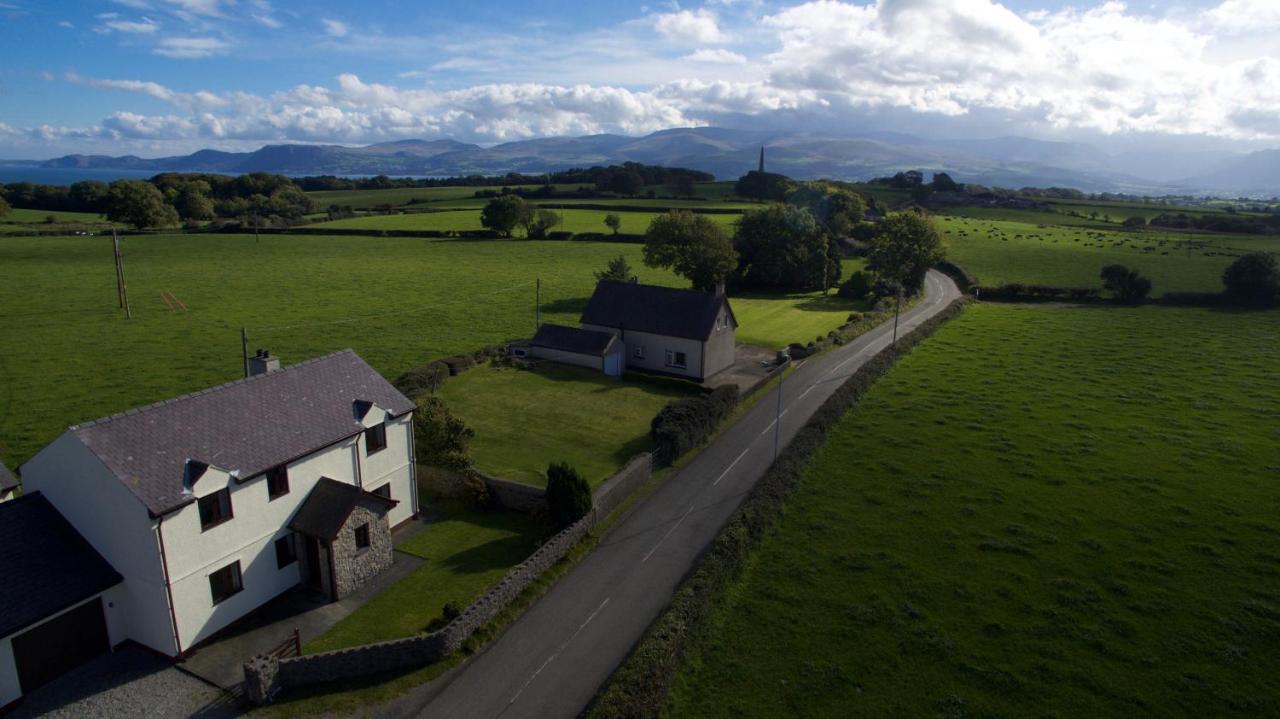 4 Bedroom Detached House- Log Fire Mountain Views Beaumaris Buitenkant foto